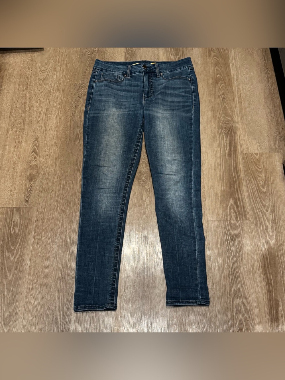 Seven7 Women's Dark Blue Slim Straight Jeans